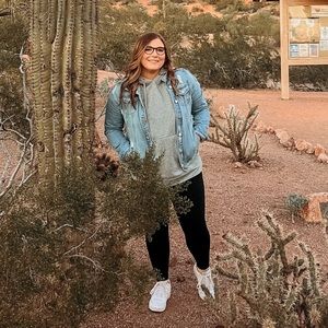 Meet your Posher, Sierra